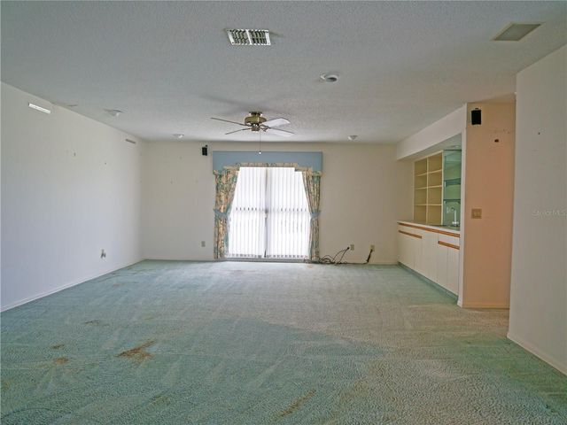 1936 WOLF LAUREL DRIVE, Sun City Center, FL 33573