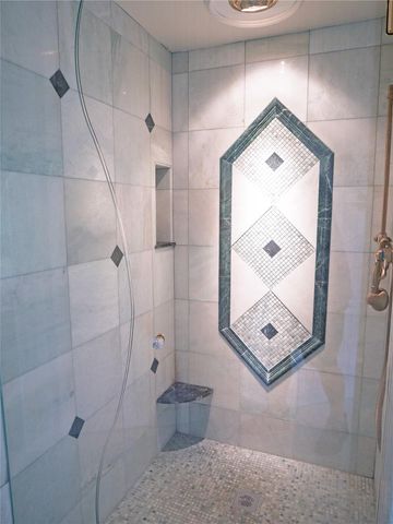 1936 WOLF LAUREL DRIVE, Sun City Center, FL 33573