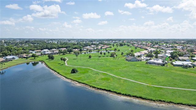 1936 WOLF LAUREL DRIVE, Sun City Center, FL 33573