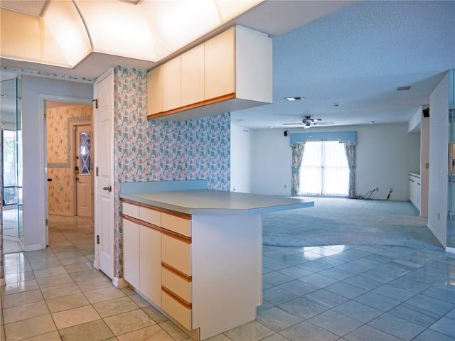 1936 WOLF LAUREL DRIVE, Sun City Center, FL 33573