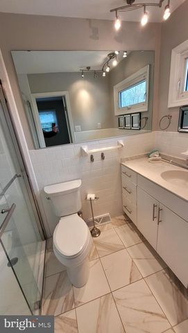 557 BELLVIEW AVE, Winchester, VA 22601