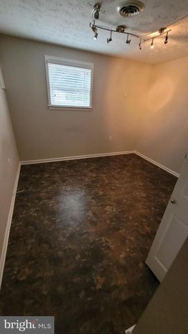 557 BELLVIEW AVE, Winchester, VA 22601