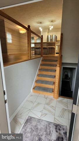 557 BELLVIEW AVE, Winchester, VA 22601