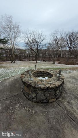 557 BELLVIEW AVE, Winchester, VA 22601