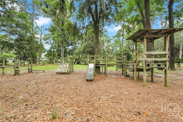 1901 E Henry Street, Savannah, GA 31404