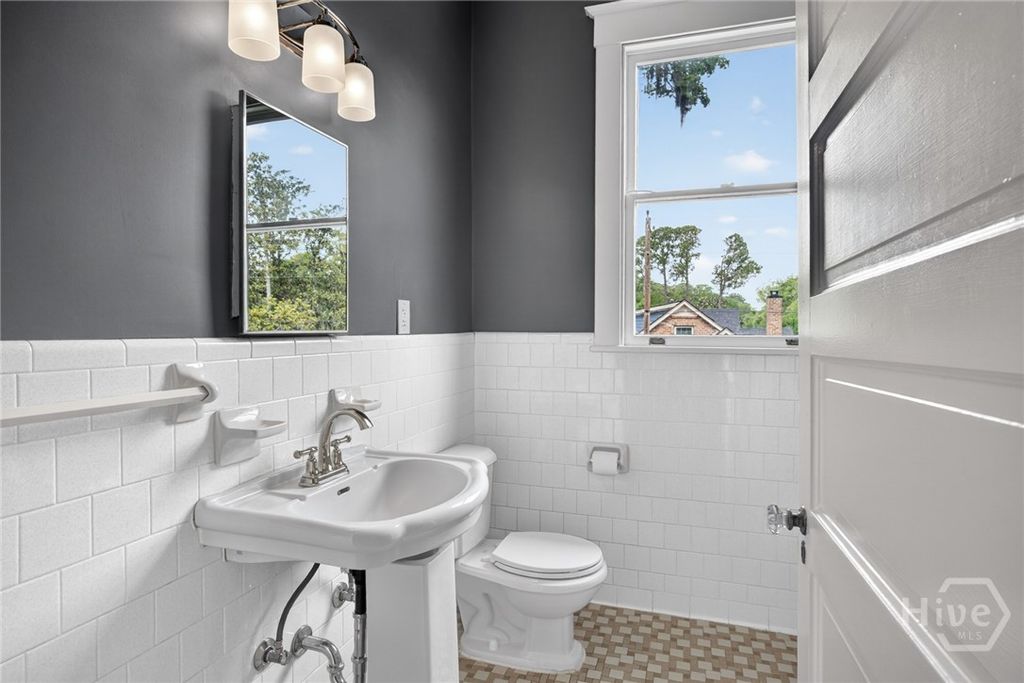 Image 47 of property listing at 1901 E Henry Street, Savannah, GA 31404