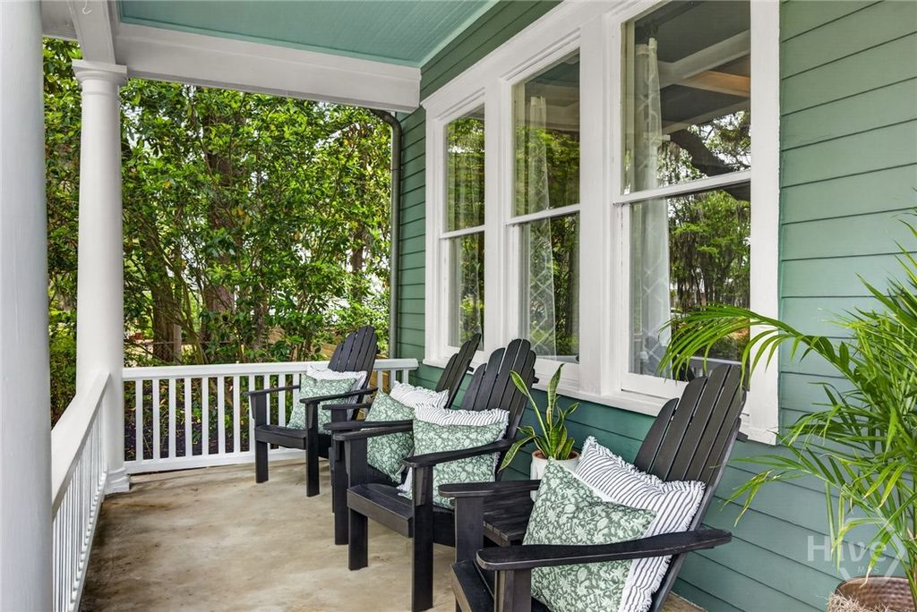 Image 7 of property listing at 1901 E Henry Street, Savannah, GA 31404