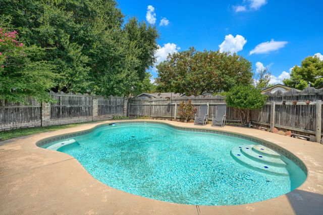 2929 Spring Brook Drive, Garland, TX 75044