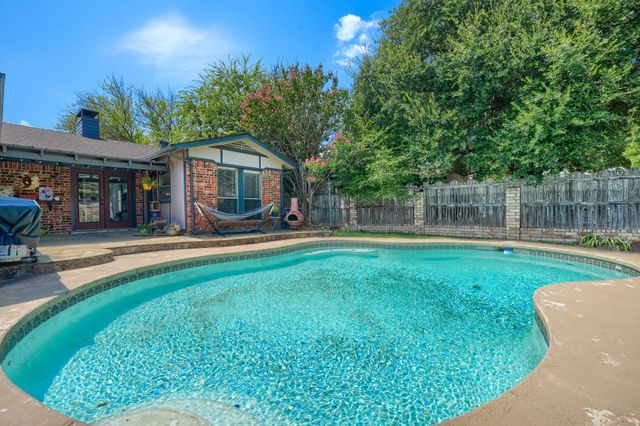 2929 Spring Brook Drive, Garland, TX 75044