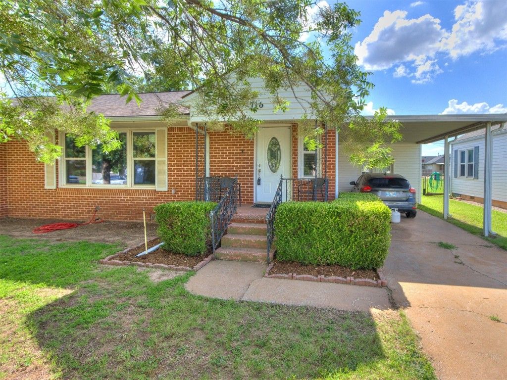 716 S 9th Street, Kingfisher, OK 73750