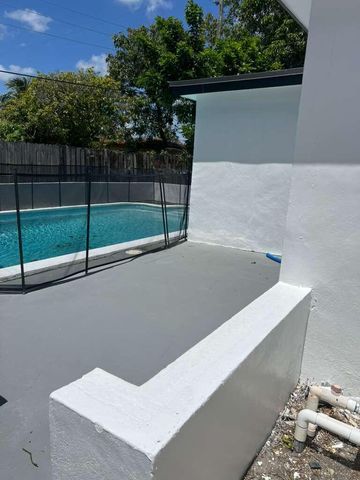 3631 NW 33rd Avenue, Lauderdale Lakes, FL 33309