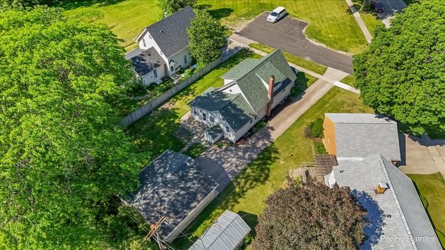 236 Short Street, East Dundee, IL 60118
