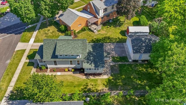236 Short Street, East Dundee, IL 60118