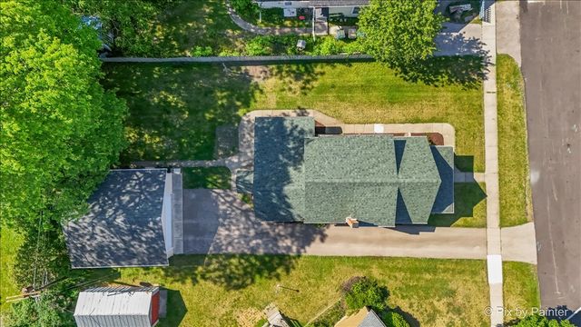 236 Short Street, East Dundee, IL 60118