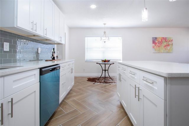 1902 ANDOVER STREET 198, Sun City Center, FL 33573