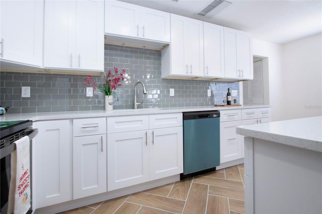 1902 ANDOVER STREET 198, Sun City Center, FL 33573