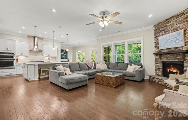 113 Cross Current Lane, Belmont, NC 28012