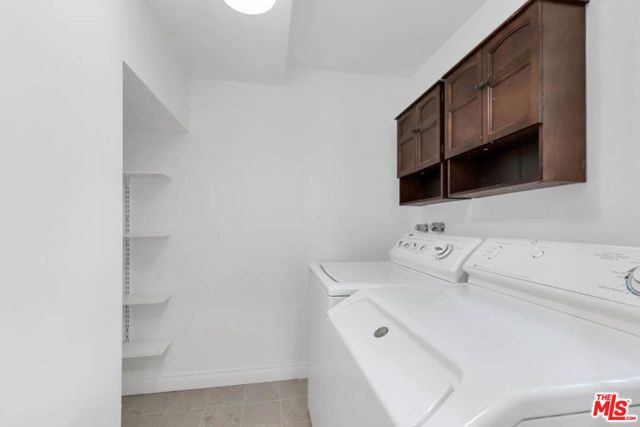 4302 Torreon Drive, Woodland Hills (los Angeles), CA 91364