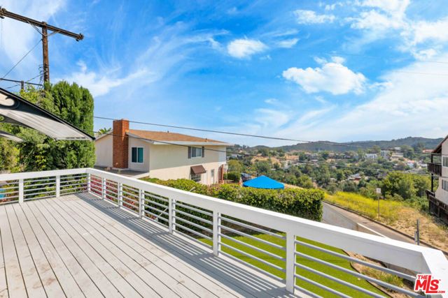 4302 Torreon Drive, Woodland Hills (los Angeles), CA 91364
