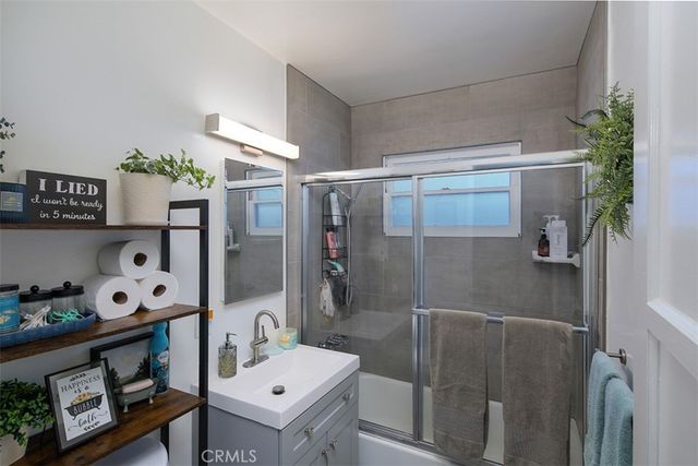 630 W Foothill, Monrovia, CA 91016