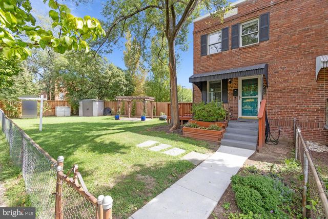 245 BUCHANAN ST, Alexandria, VA 22314