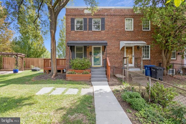 245 BUCHANAN ST, Alexandria, VA 22314