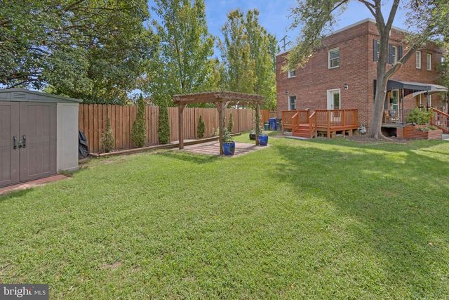 245 BUCHANAN ST, Alexandria, VA 22314