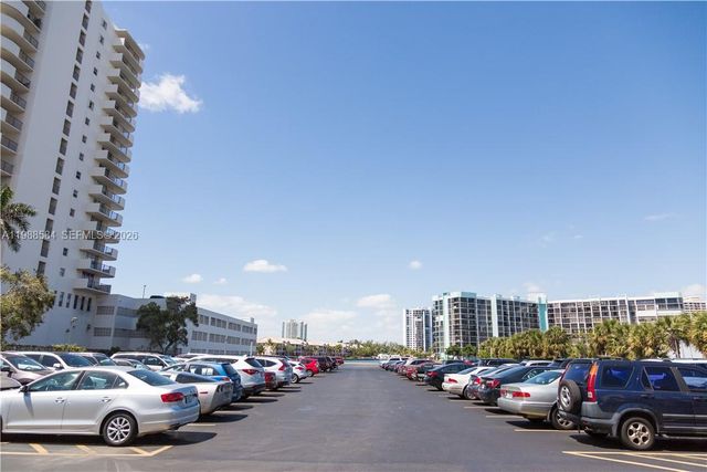 3725 S Ocean Dr 1003, Hollywood, FL 33019