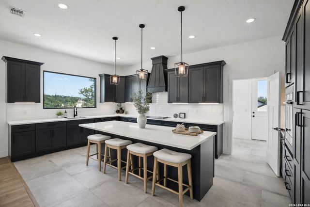 166 Magnolia, Canyon Lake, TX 78133