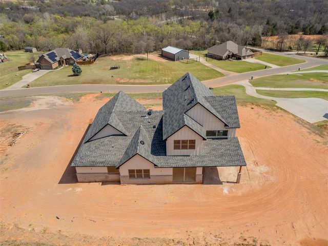8813 Mercato Street, Choctaw, OK 73020