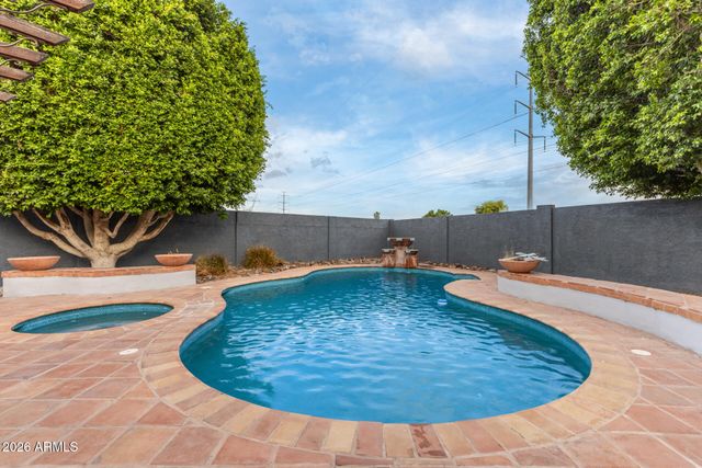 4853 E DALLAS Circle, Mesa, AZ 85205