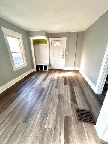 76 N East Avenue N, Battle Creek City, MI 49017