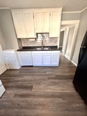 76 N East Avenue N, Battle Creek City, MI 49017