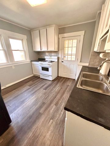 76 N East Avenue N, Battle Creek City, MI 49017