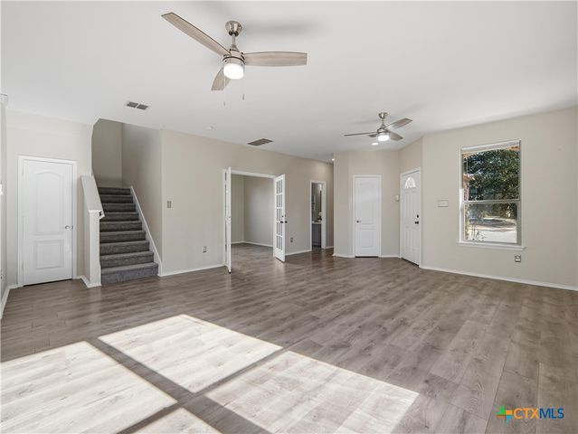 5744 Columbia Drive, Schertz, TX 78154