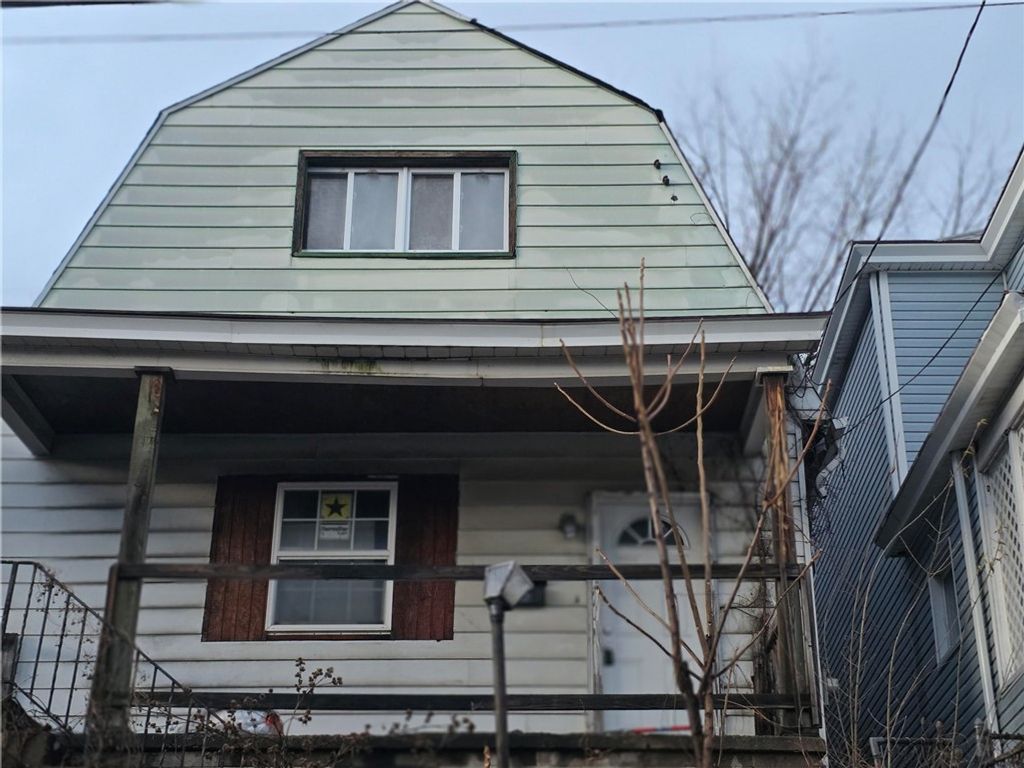 830 Frank St, Mckees Rocks, PA 15136