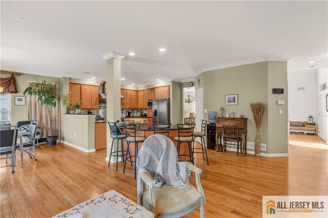 7 Duchess Drive, Monroe, NJ 08831