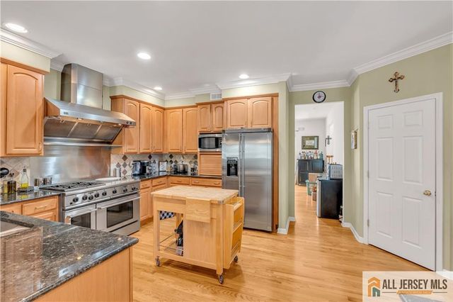 7 Duchess Drive, Monroe, NJ 08831