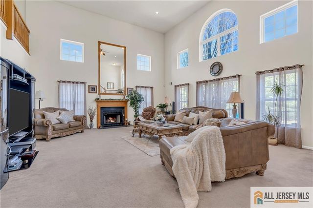 7 Duchess Drive, Monroe, NJ 08831