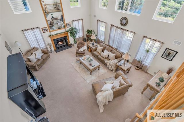 7 Duchess Drive, Monroe, NJ 08831