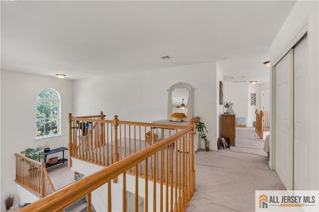 7 Duchess Drive, Monroe, NJ 08831