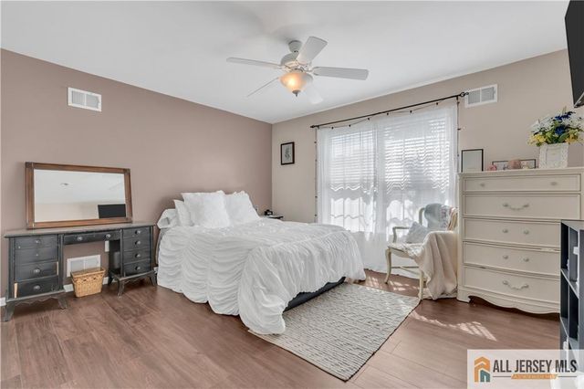7 Duchess Drive, Monroe, NJ 08831