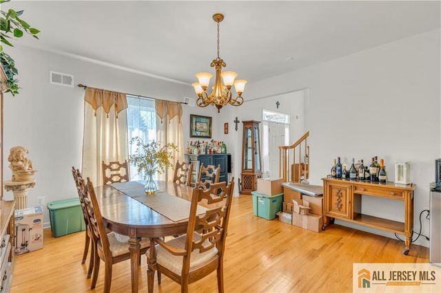 7 Duchess Drive, Monroe, NJ 08831
