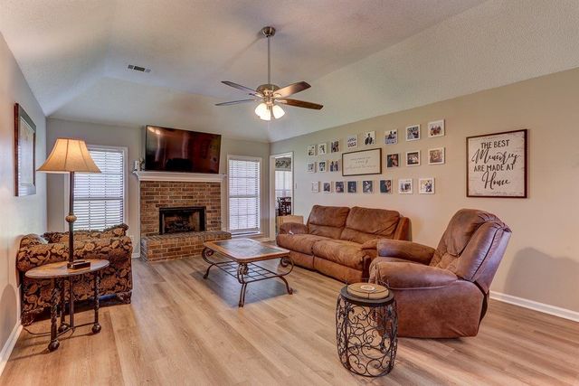 298 ANITA DR, Atoka, TN 38004