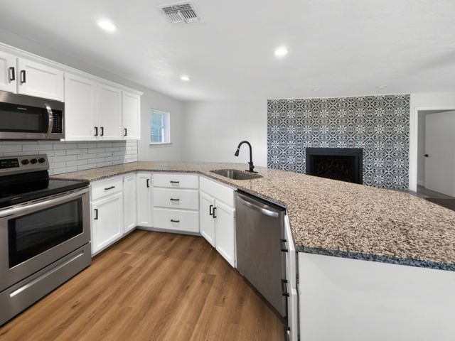 529 Celtic Road, Howe, TX 75459