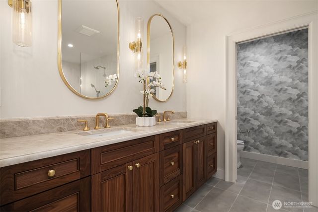 740 22nd Avenue E, Seattle, WA 98112