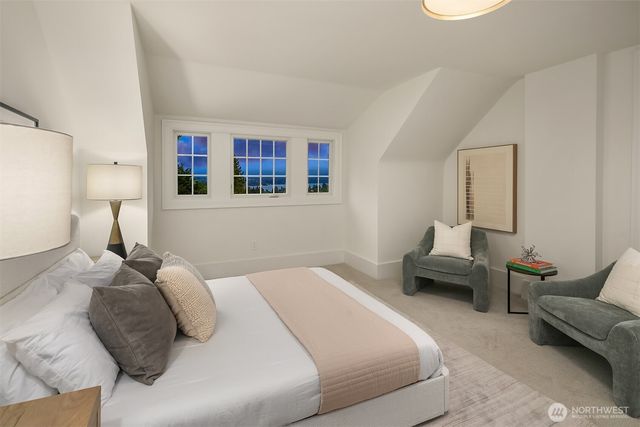 740 22nd Avenue E, Seattle, WA 98112