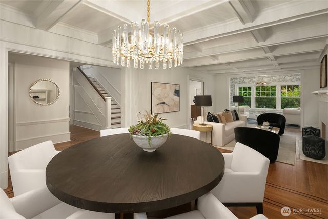 740 22nd Avenue E, Seattle, WA 98112