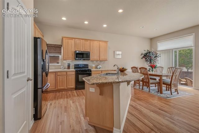 6137 Cumbre Vista Way, Colorado Springs, CO 80924
