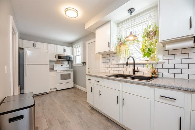 74 Heberle Road, Irondequoit, NY 14609